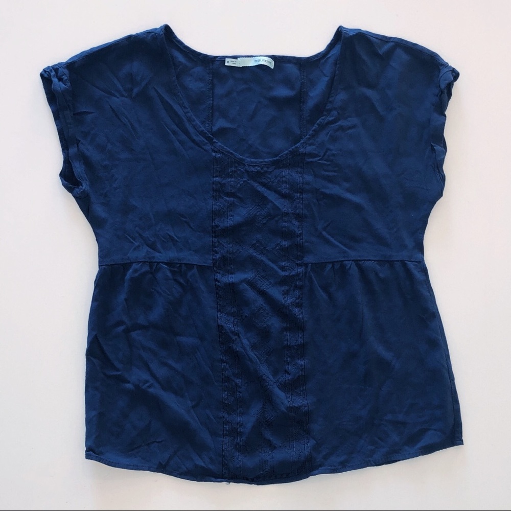 Maurices Navy Short Sleeve Embroidered Top M